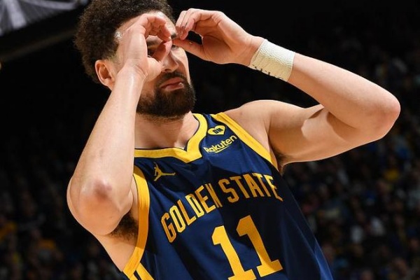 勇士三方交易困局：库明加僵局与篮网的重建豪赌